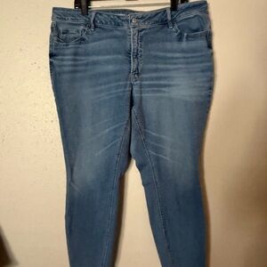 Old Navy Women's Skinny Jeans in Light Blue